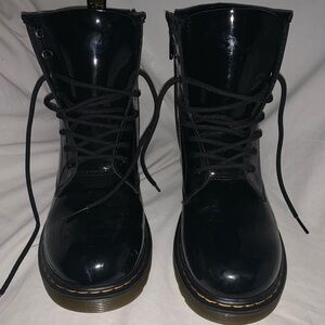 Dr Martins AirWair size 5